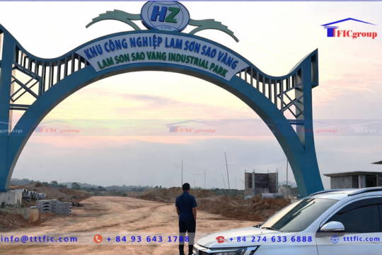 Cổng chào khu công nghiệp Lam Sơn